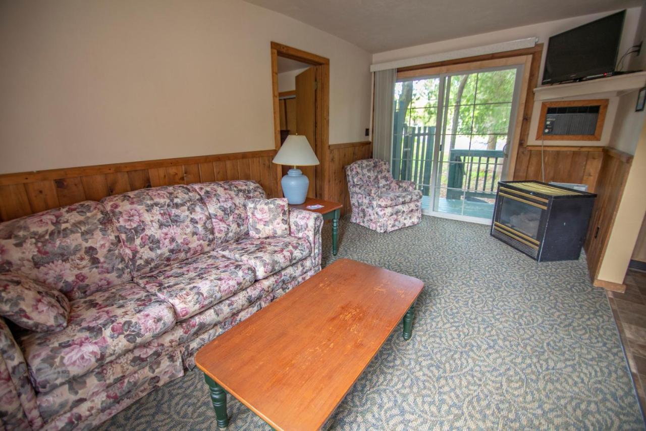 Ridges Inn & Suites Baileys Harbor Exterior photo